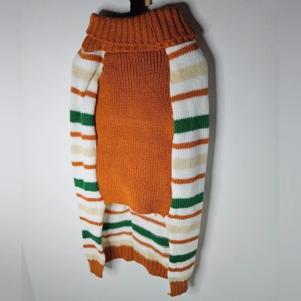 BARKER & JANE PET APPAREL Sweater Size M up to 27 lbs Back Length 16